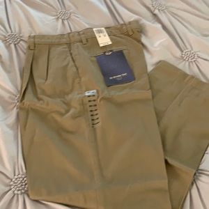 NWT Men’s Dockers-Relaxed Classic Khakis 36 x 32